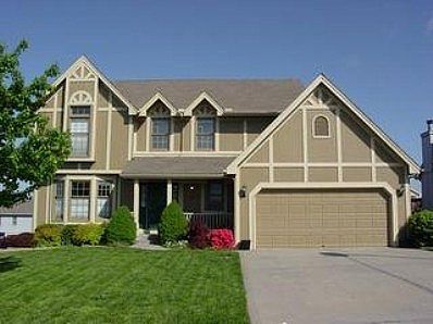 Images of foreclosures